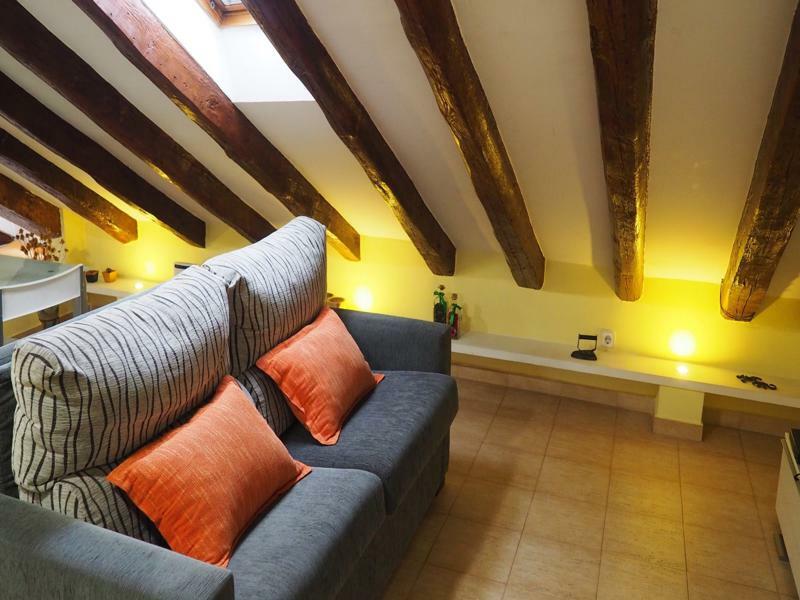 Appartement In Historical Building